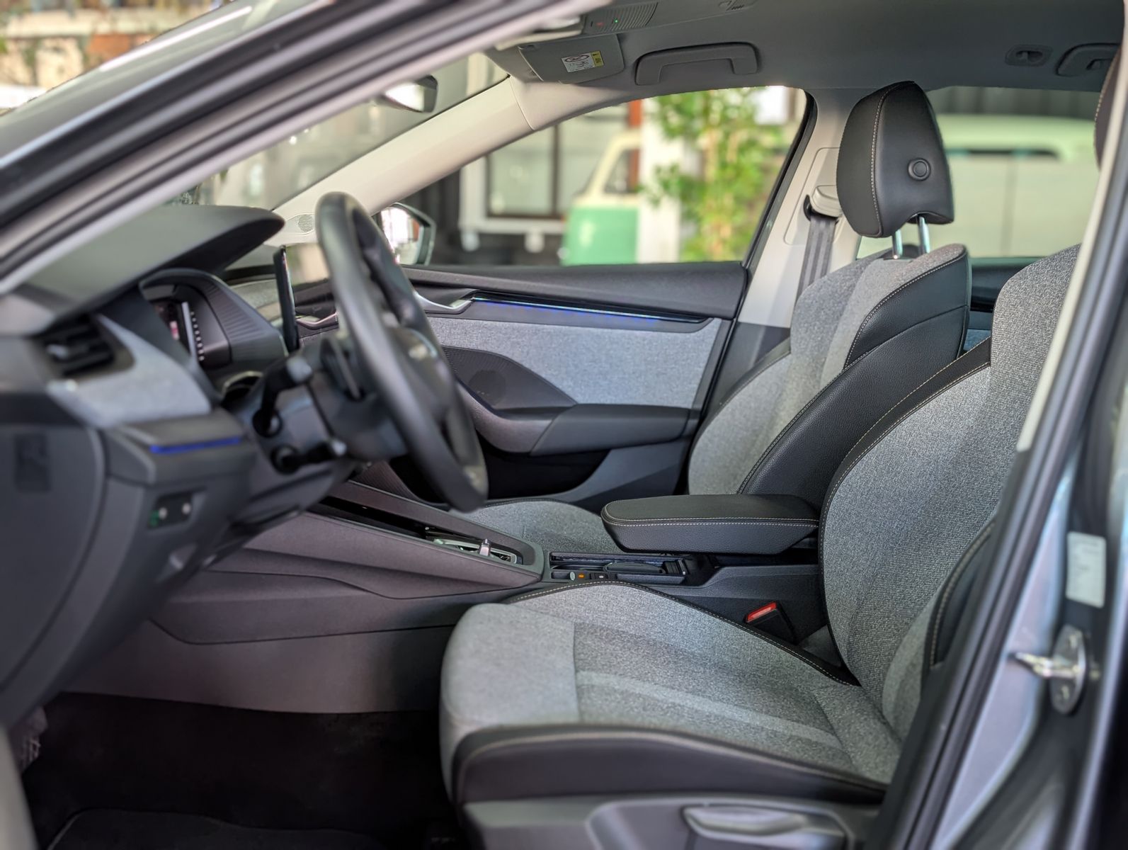 Fahrzeugabbildung SKODA Octavia 1.5 TSI mHEV Style ACC AHK 5J.-Garantie