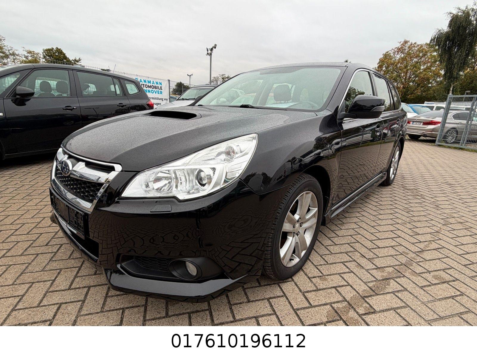 Subaru Outback 2013 — салон