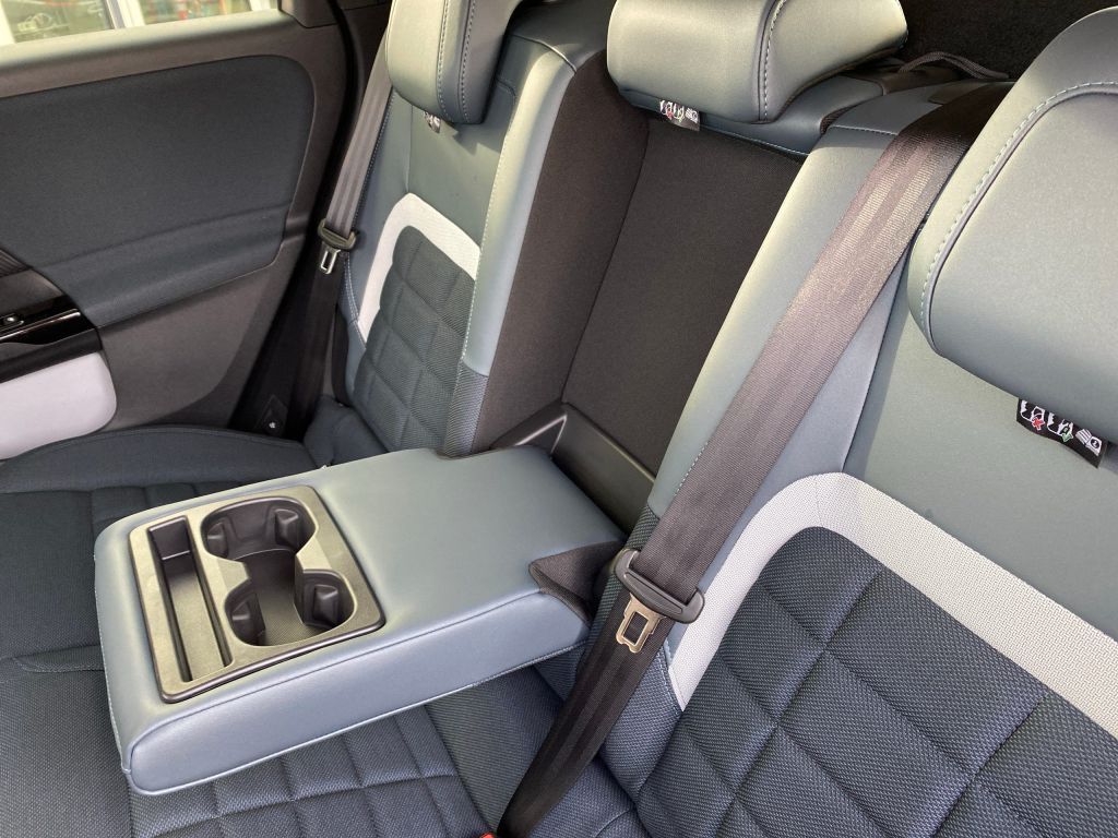 Fahrzeugabbildung Citroën C5 Aircross Hybrid 145 PLUS *Allwetterr*Sitzh.*
