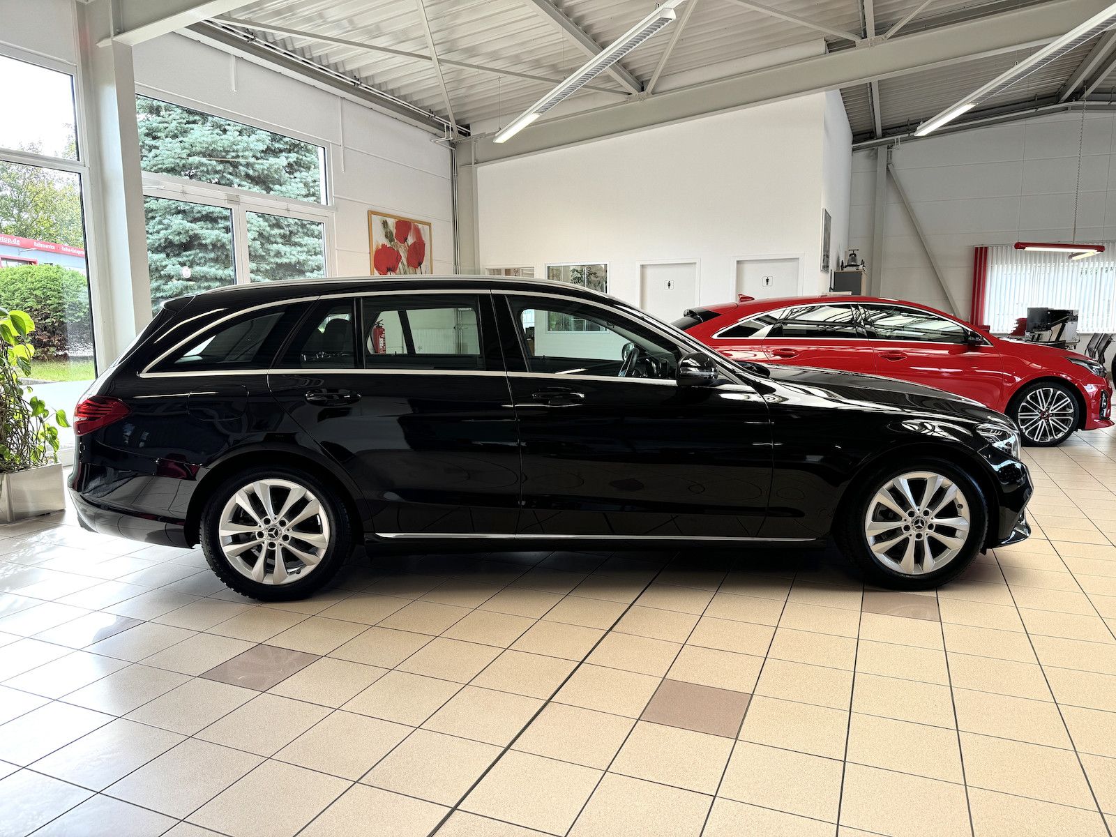 Fahrzeugabbildung Mercedes-Benz C 200 T Aut Avantgarde/1.Hd/Navi/LED/Cam/DAB/VZE