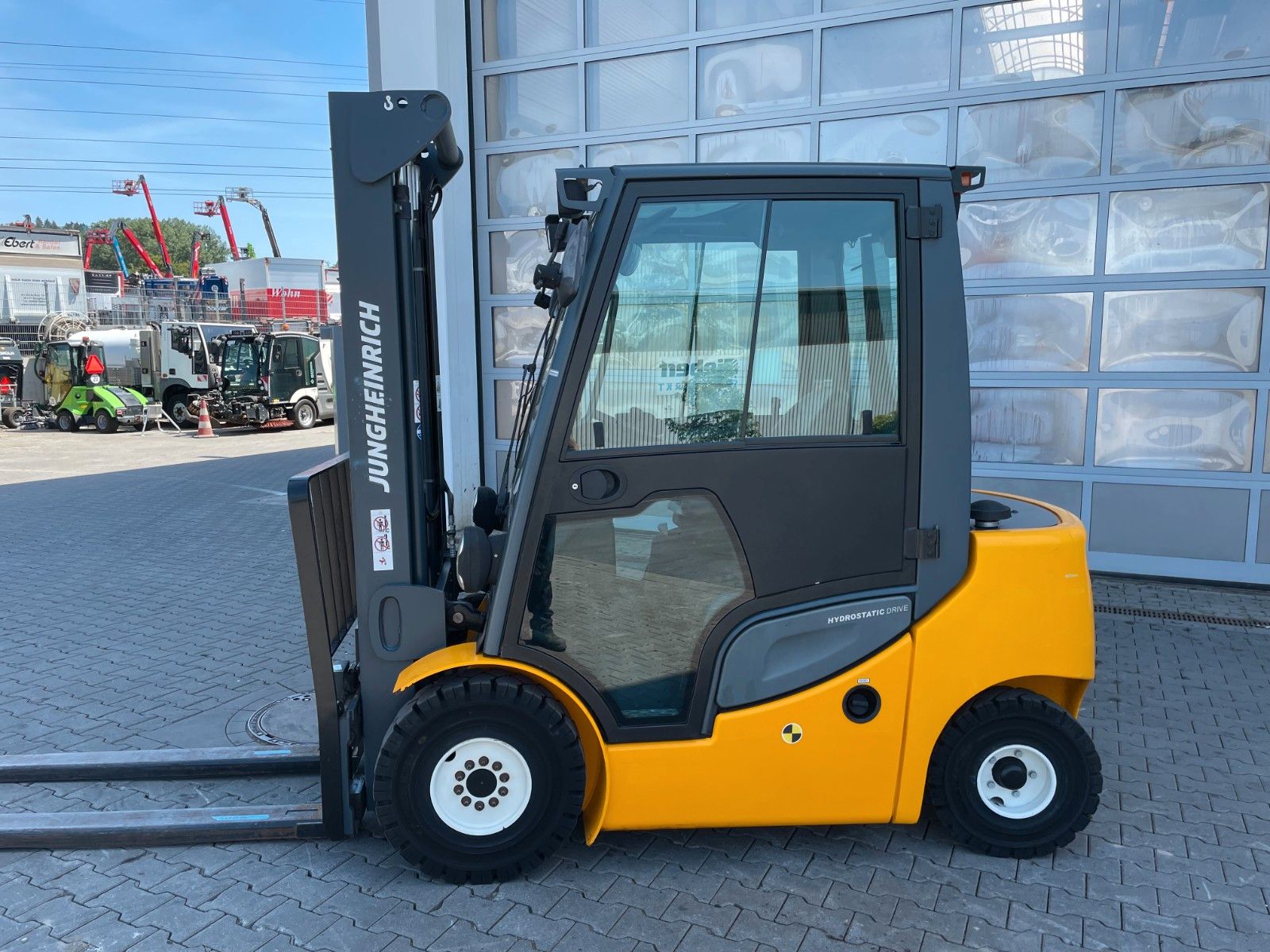 Fahrzeugabbildung Jungheinrich DFG 425s / Duplex: 3,5m / nur 356h /  SS
