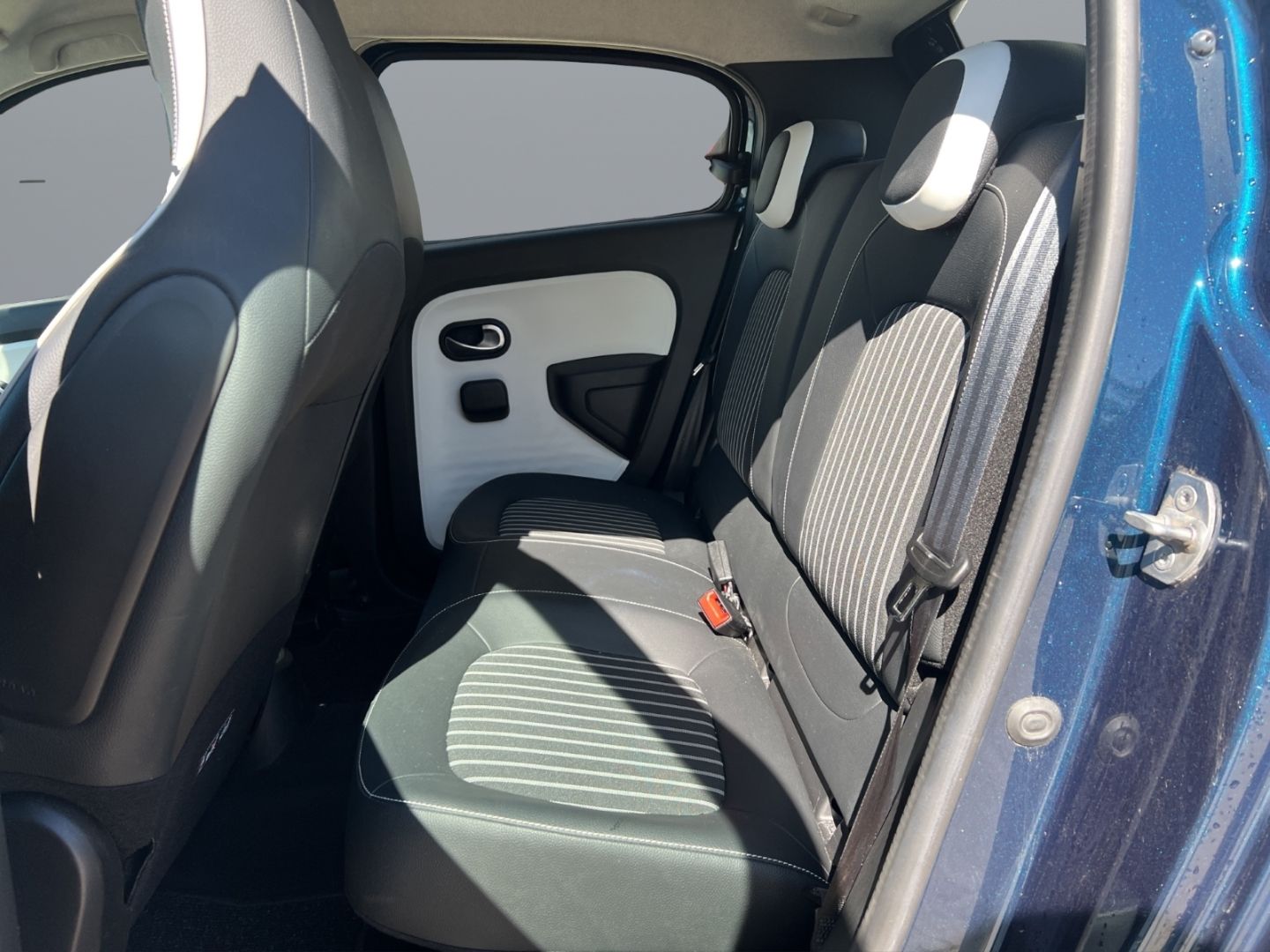 Fahrzeugabbildung Renault Twingo Intens Electric Navi Apple CarPlay Androi