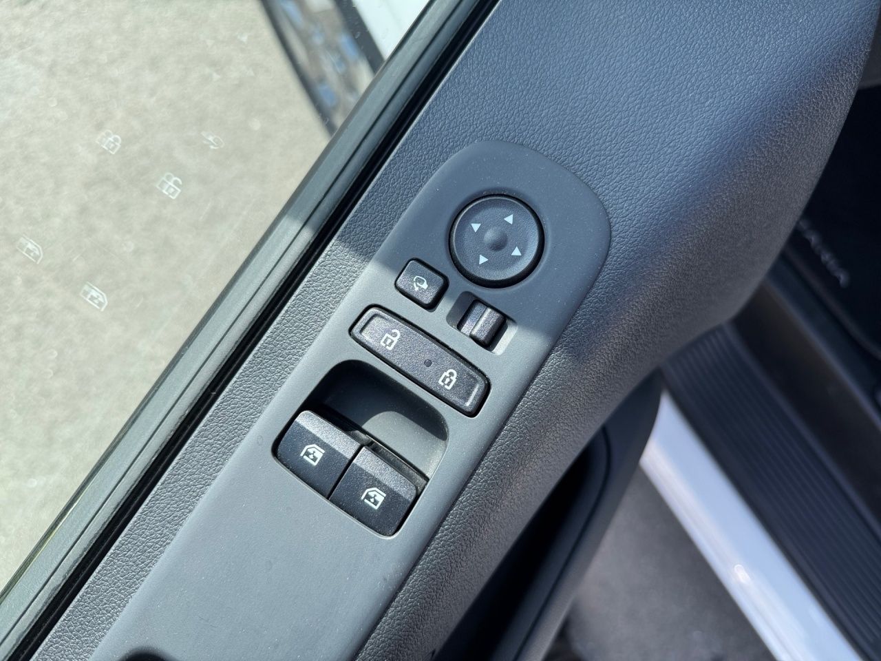 Fahrzeugabbildung Hyundai STARIA PRIME 9-SI*SITZKL*LED*PANO*DISTR*LHZ*360°