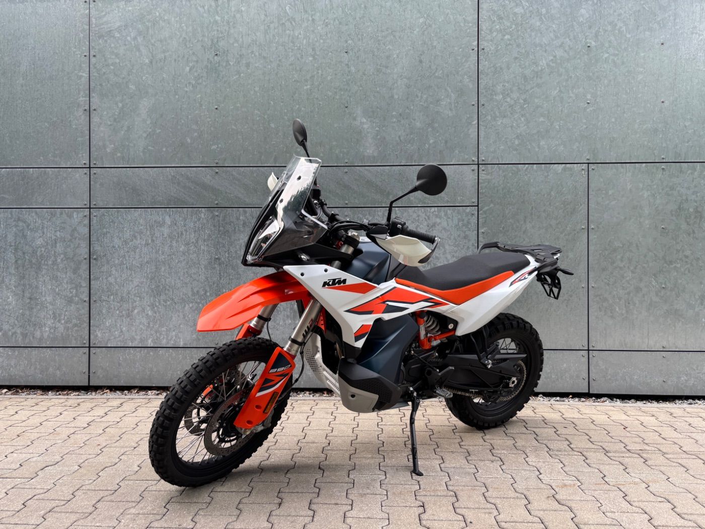 Fahrzeugabbildung KTM 890 Adventure R Tech Pack