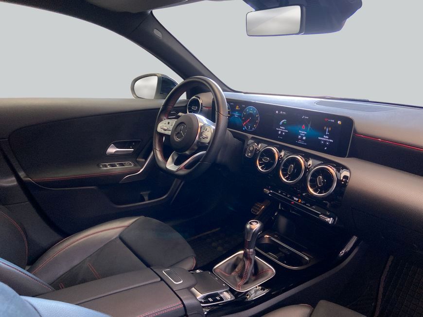 Mercedes-Benz A 180 AMG Line Night LED Park Kam Shz Navi Premi foto 15