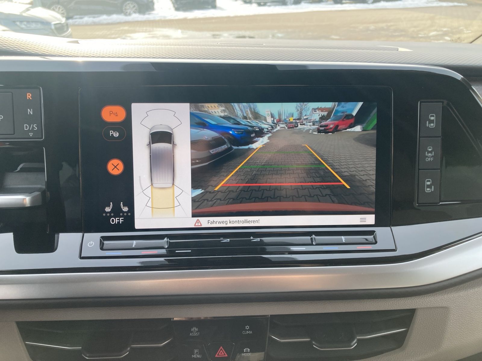 Fahrzeugabbildung Volkswagen T7 Multivan TDI STYLE DSG MATRIX ACC AHZV