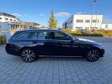 Mercedes E 300 - 12