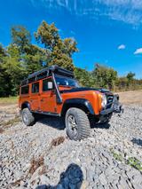 Land Rover Defender 110 Fire Edition limitiert auf 850 Stk - Land Rover Defender Edition mit Diesel-Antrieb