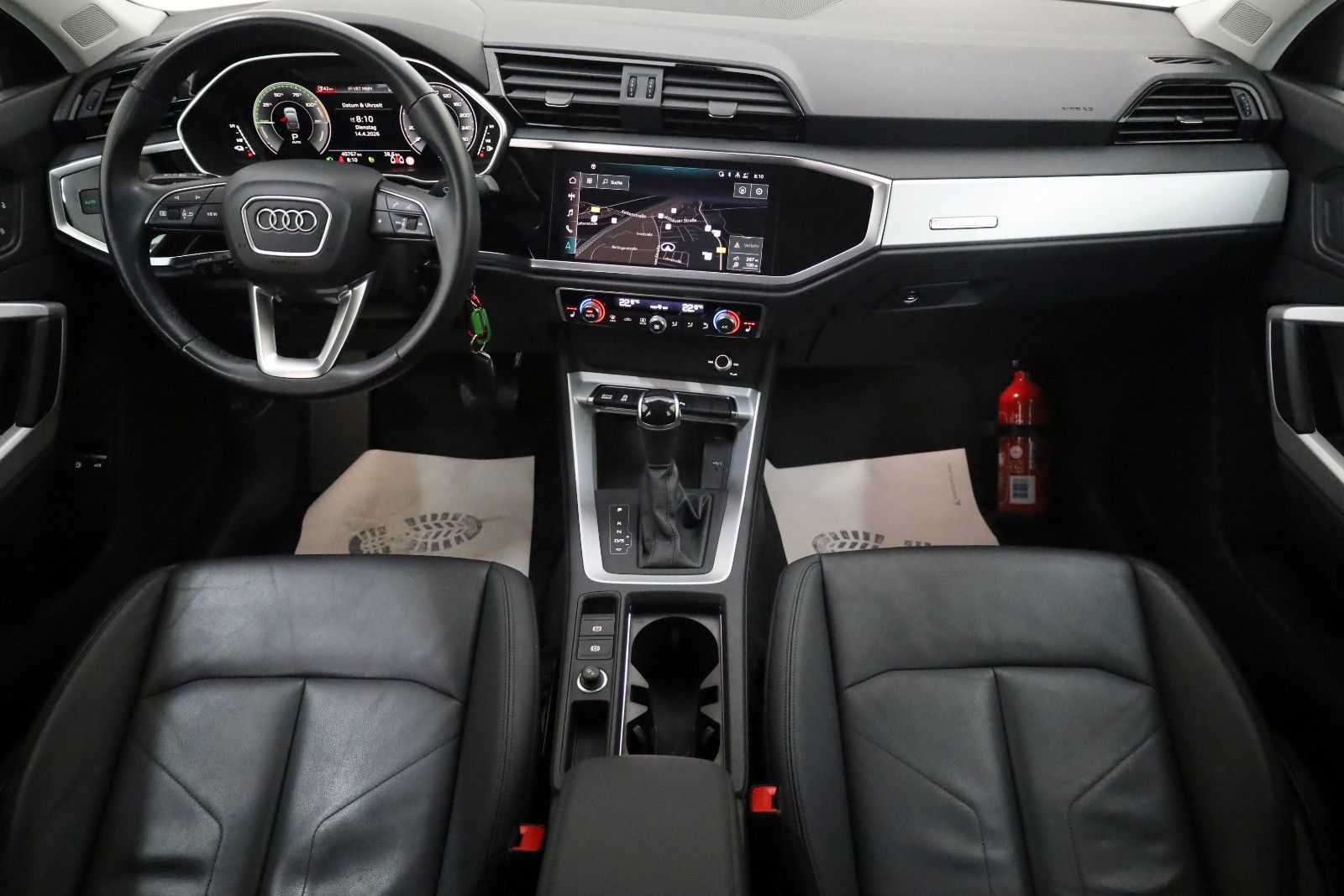 Fahrzeugabbildung Audi Q3 Sportback 45 TFSI e,Leder,Navi,LED,SH,Kamera