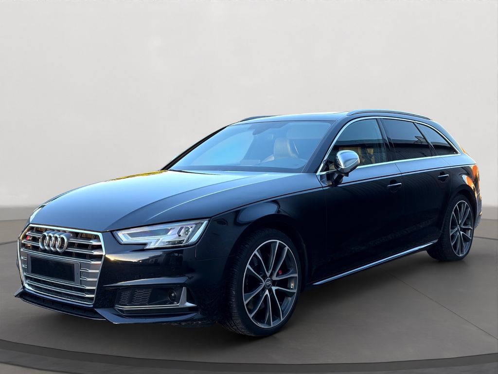 Audi S4