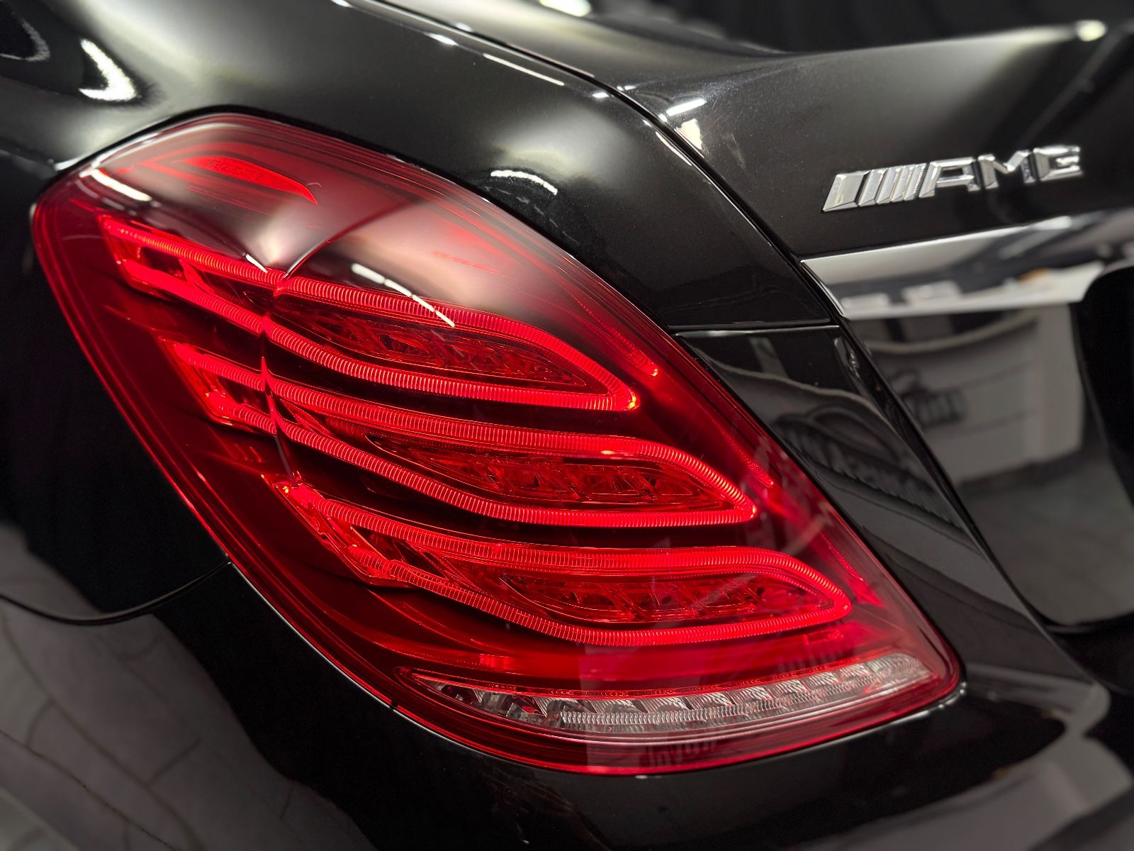 Fahrzeugabbildung Mercedes-Benz S 63 AMG 4Matic L|AMG DRIVERS|LANG|TV|VOLL