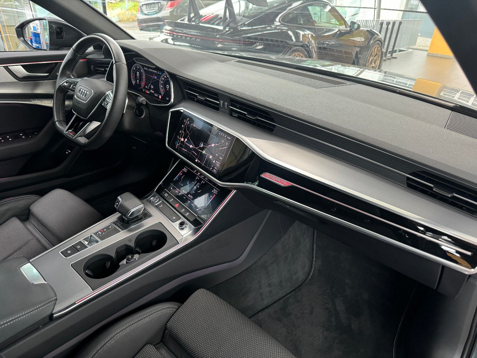 Audi A6 Avant 45 TDI quattro 2x S line Matrix 360° 20 foto 18