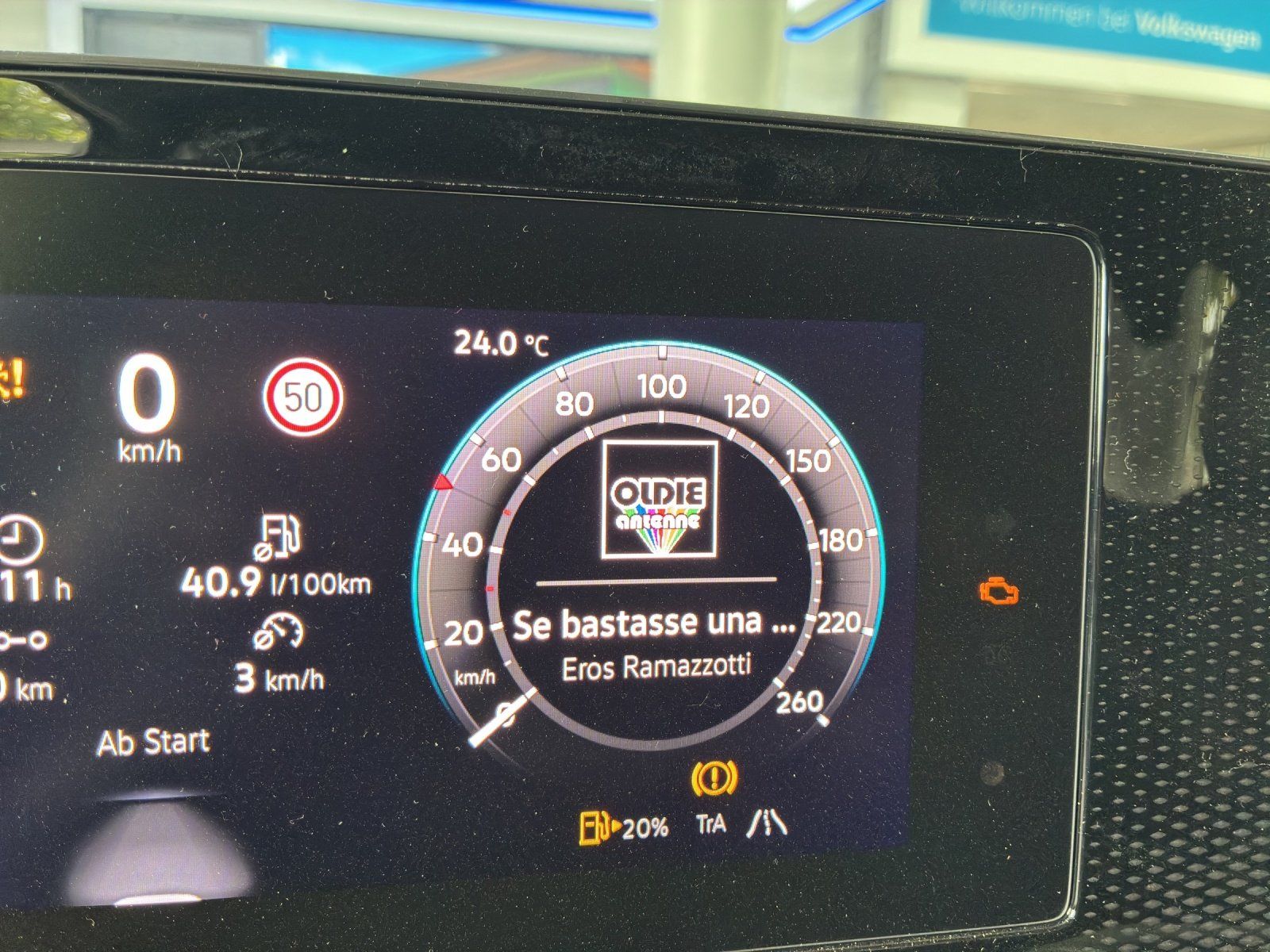 Fahrzeugabbildung Volkswagen Tiguan 2.0 TSI 4Motion W Life 360,AHK,Kamera,LED