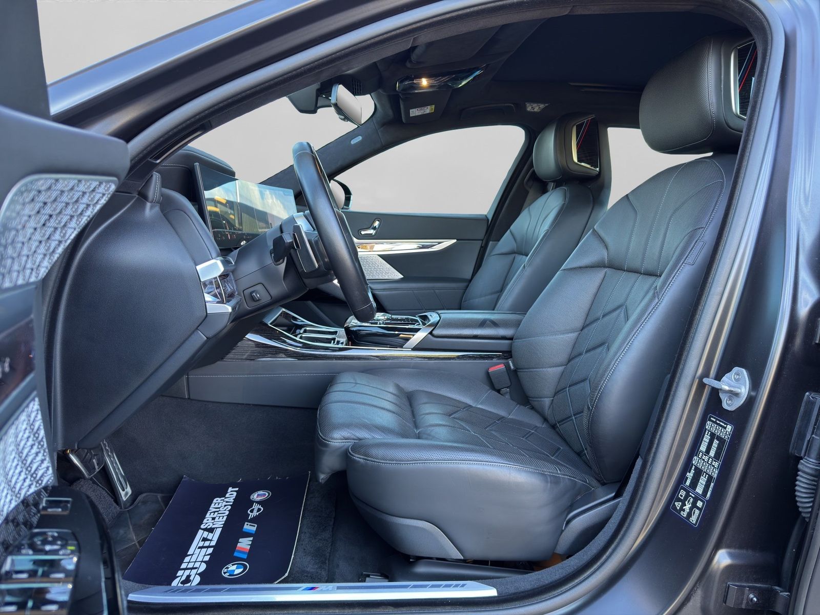 BMW 740d xDrive Limousine M Paket Pro B/W HiFi Stand foto 17