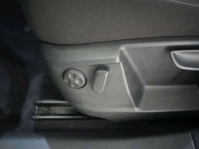 Sharan COMFORTLINE TDI DSG 7-SITZER+NAVI+SITZHEI