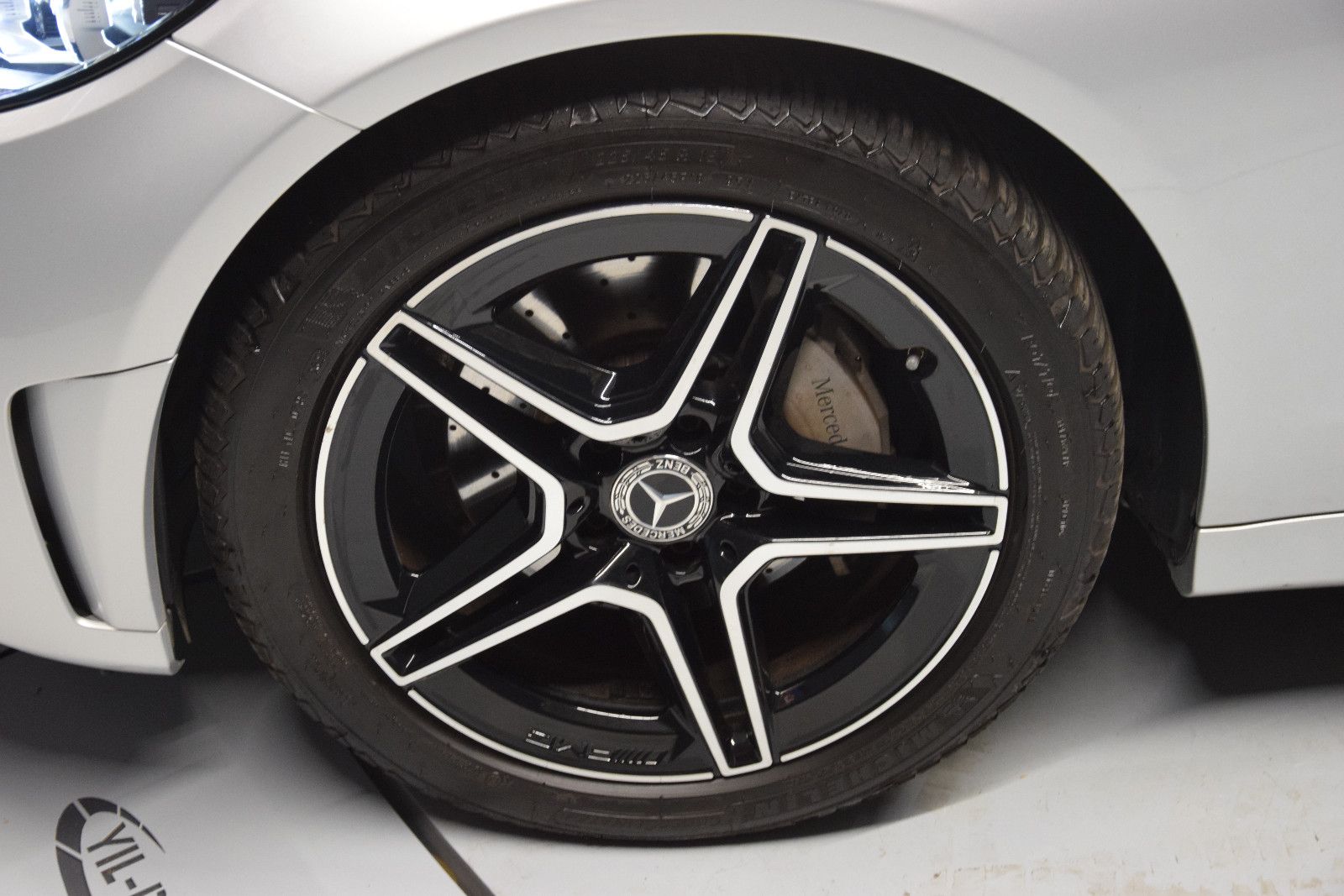 Fahrzeugabbildung Mercedes-Benz C 200 C T-Modell C 200 4Matic Vollleder ACC 360°