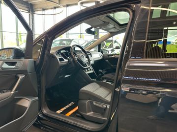 MYAUTOCENTER – Gebraucht- und Jahreswagen mit Werkstattservice in Pfaffenhofen Volkswagen Touran Comfortline BMTStart-Stopp *Pano*AHK*