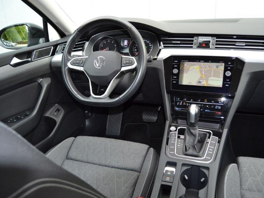 Passat Variant 1.5 TSI DSG R-Line Sport AHK/18-Z