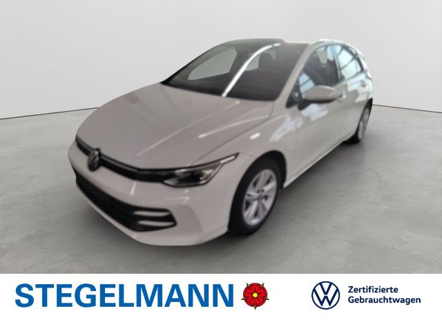 Volkswagen Golf VIII 1.5 TSI Life *LED*Pano*Navi*Kamera*