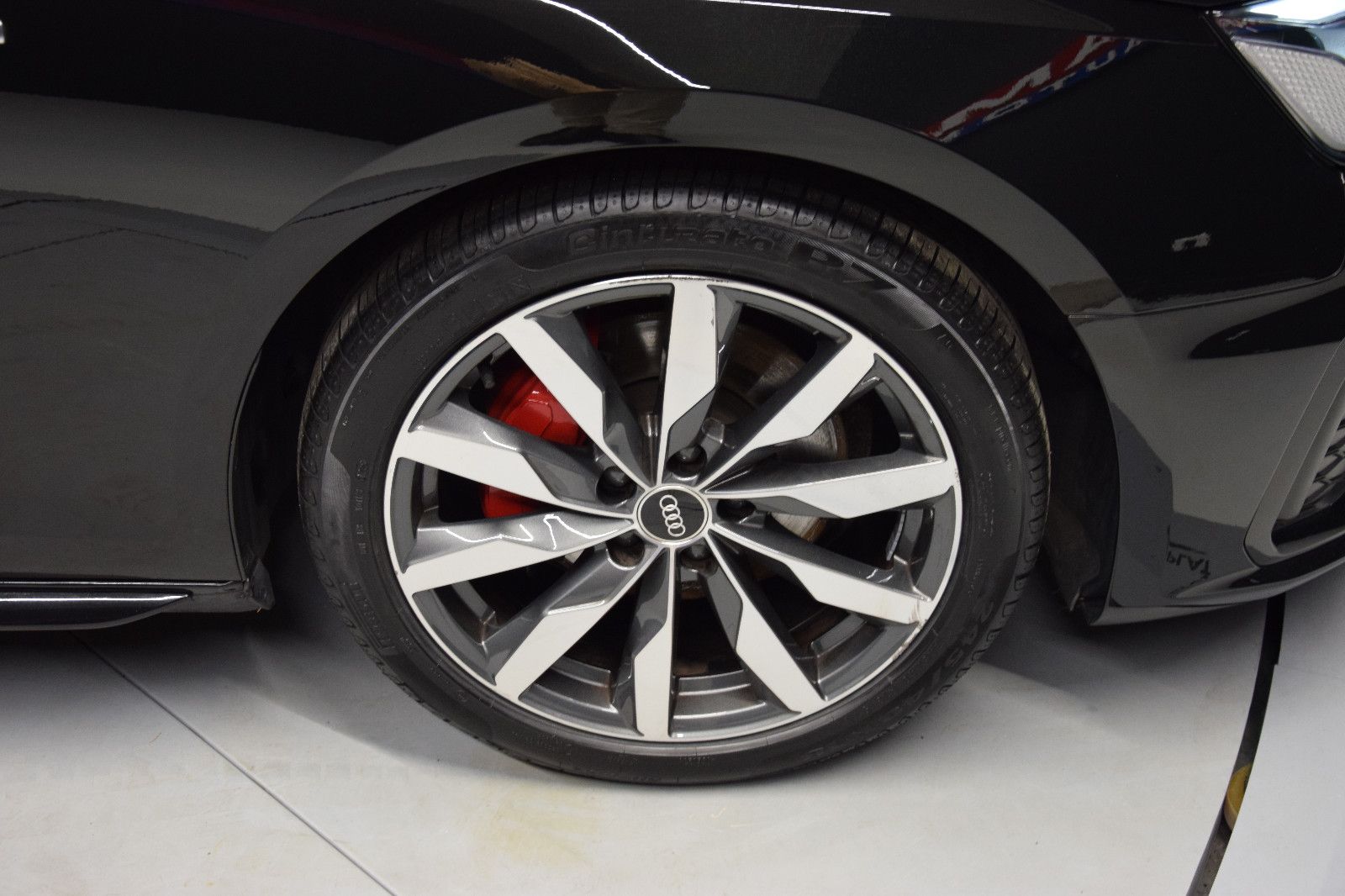 Fahrzeugabbildung Audi A4 Avant 40 TDI S line MATRIX 3-Zonen ACC