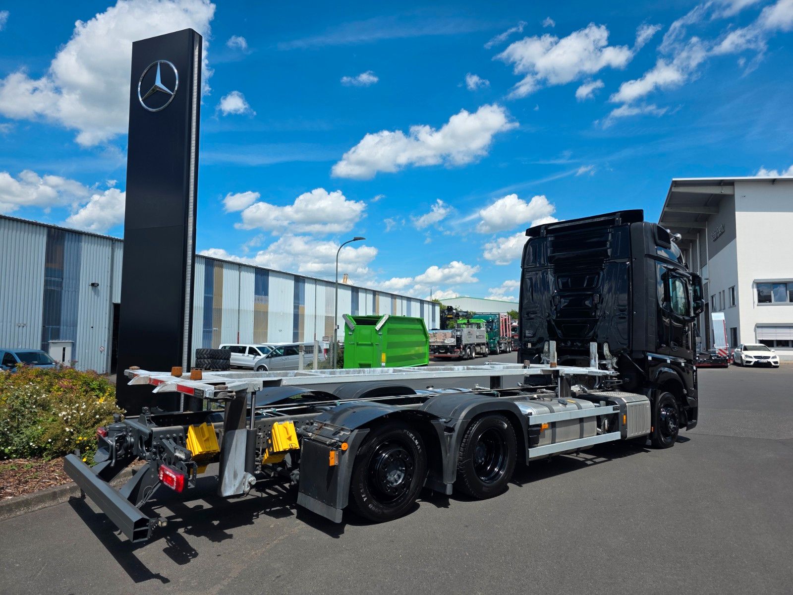 Fahrzeugabbildung Mercedes-Benz Actros 2552 L BDF Vantec hydr. liftbarer Rahmen