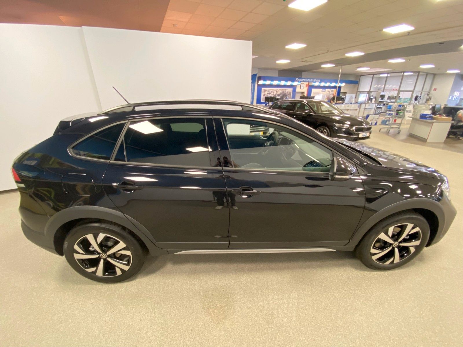 Fahrzeugabbildung Volkswagen Taigo 1.5 TSI DSG Life+MATRIX LED+KAMERA+AppCon+