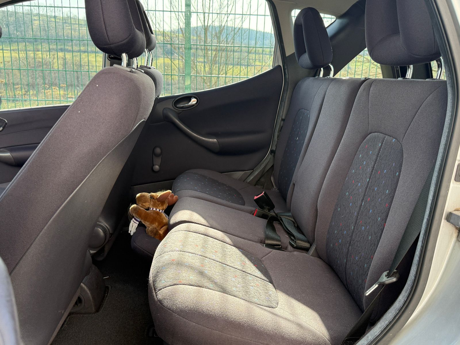 Fahrzeugabbildung Mercedes-Benz A 140 CLASSIC Halbautomatik Klimaanlage