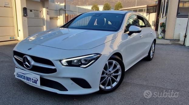 Mercedes-Benz MERCEDES-BENZ CLA 200 d Automatic Business Extr