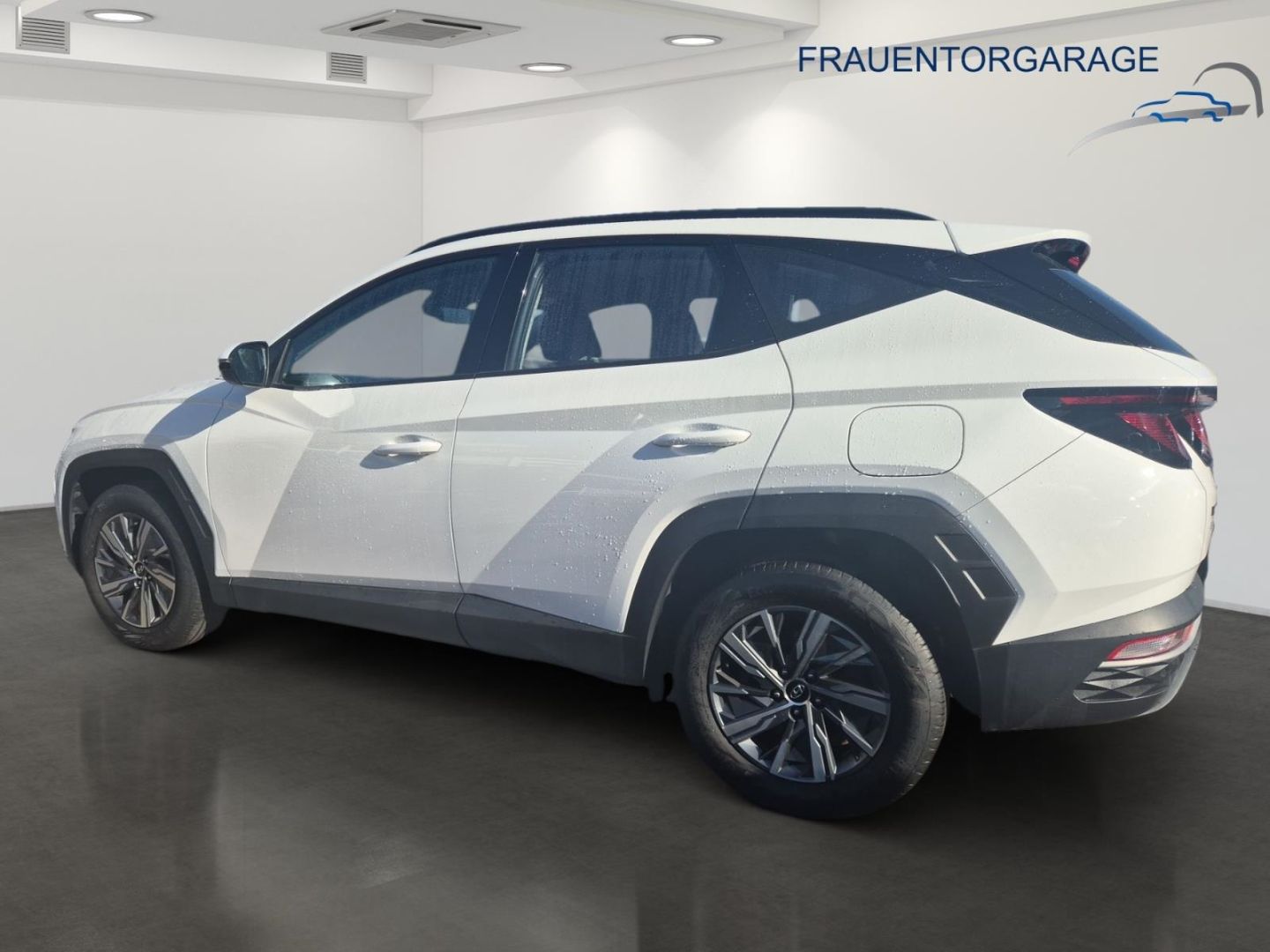 Fahrzeugabbildung Hyundai Tucson Select 2WD Navi Digitales Cockpit LED App