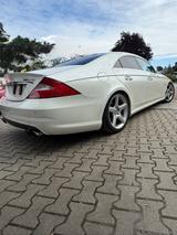 Mercedes-Benz CLS 55 AMG - Mercedes-Benz: 55 AMG