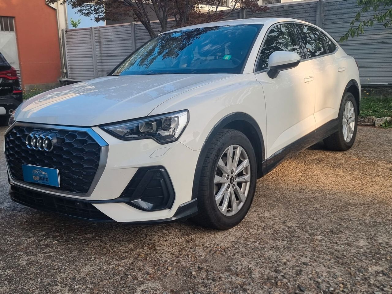 Audi Q3 SPB 35 TFSI S tronic Business Plus imagem 3