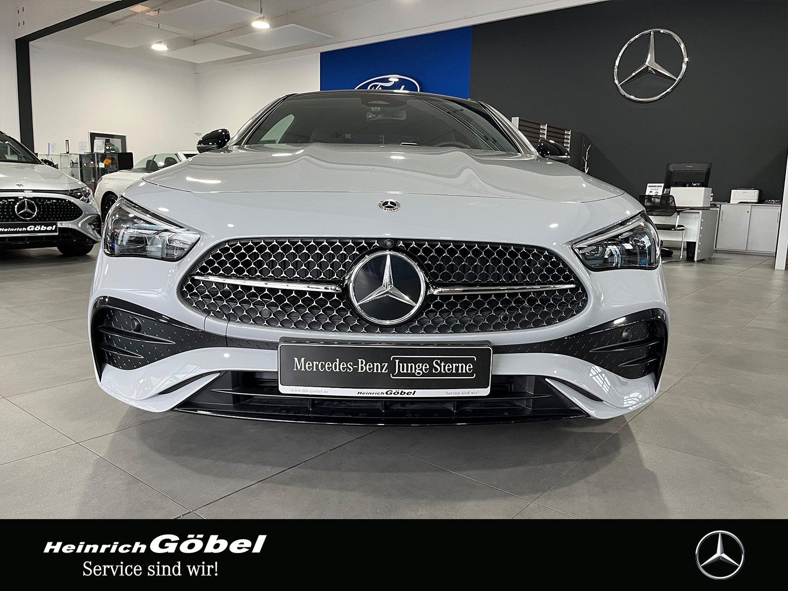 Fahrzeugabbildung Mercedes-Benz CLE 300 4M AMG PANORAMA+NIGHT+BURMESTER+360°CAM