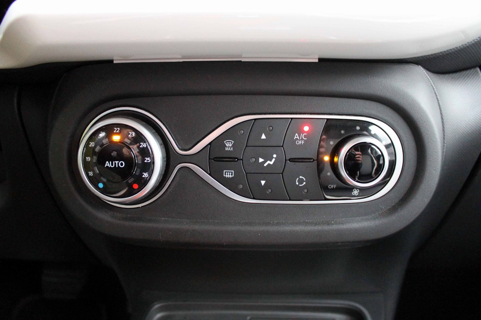 Fahrzeugabbildung Renault Twingo Vibes Electric 21kWh KAM PDC SHZ KLIMA BT