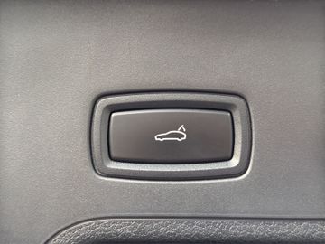 Porsche Panamera Sport Turismo 4 E-Hybrid*ACC*CHRONO*LED