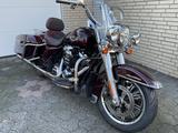 Harley-Davidson Road King - HARLEY-DAVIDSON TOURER