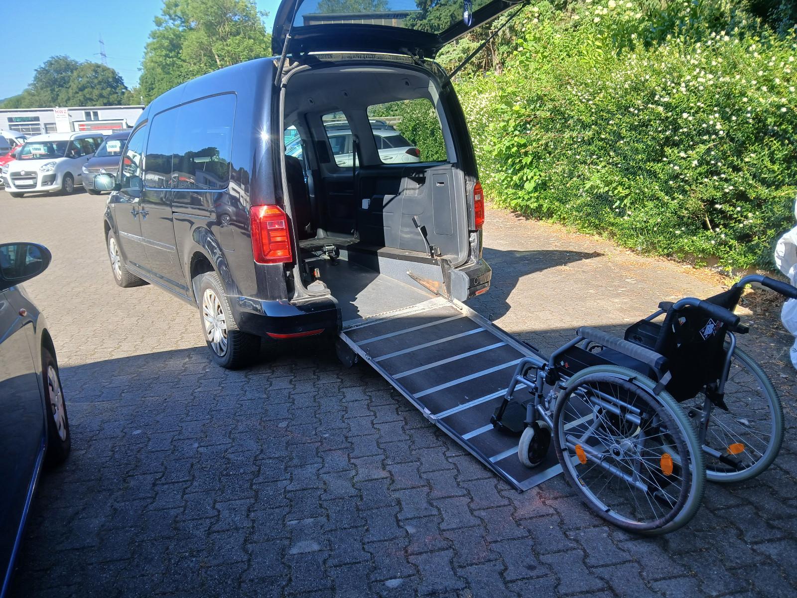 Volkswagen Caddy Maxi 2,0TDI DSG Rollstuhlauto an Gewerbe!