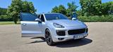 Porsche Cayenne S 4.2l V8 Diesel mit 385 PS - Porsche Cayenne: Ps