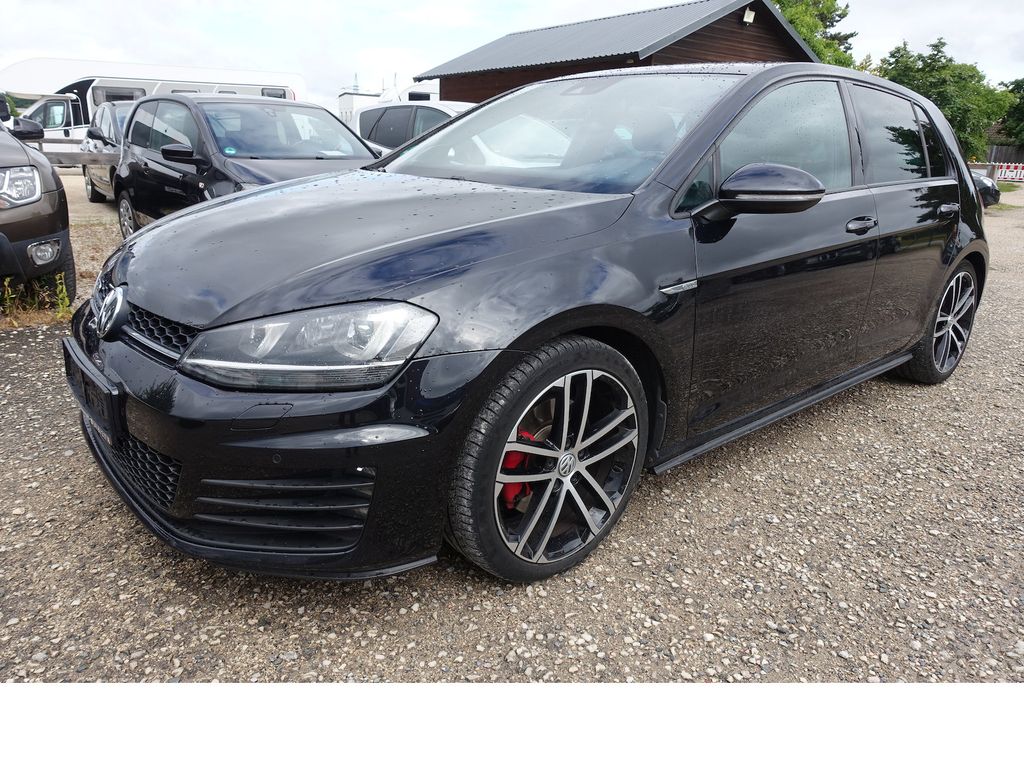 Image of Volkswagen Golf