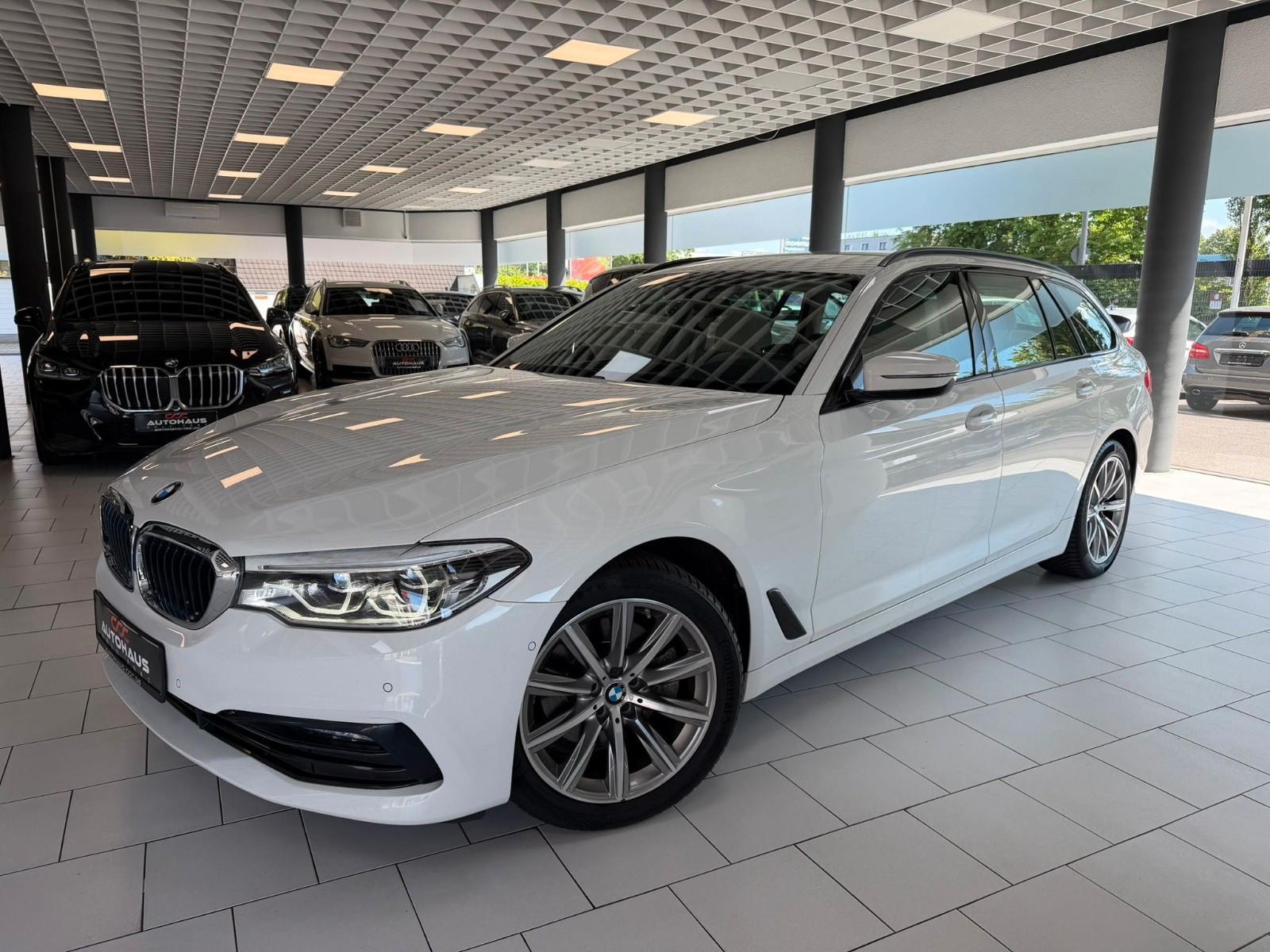 BMW 520d Touring Sport Line|HUD|AHK|KEYLSS|LEDER|LED