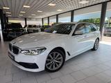 BMW 520d Touring Sport Line|HUD|AHK|KEYLSS|LEDER|LED - BMW 520 in Köln