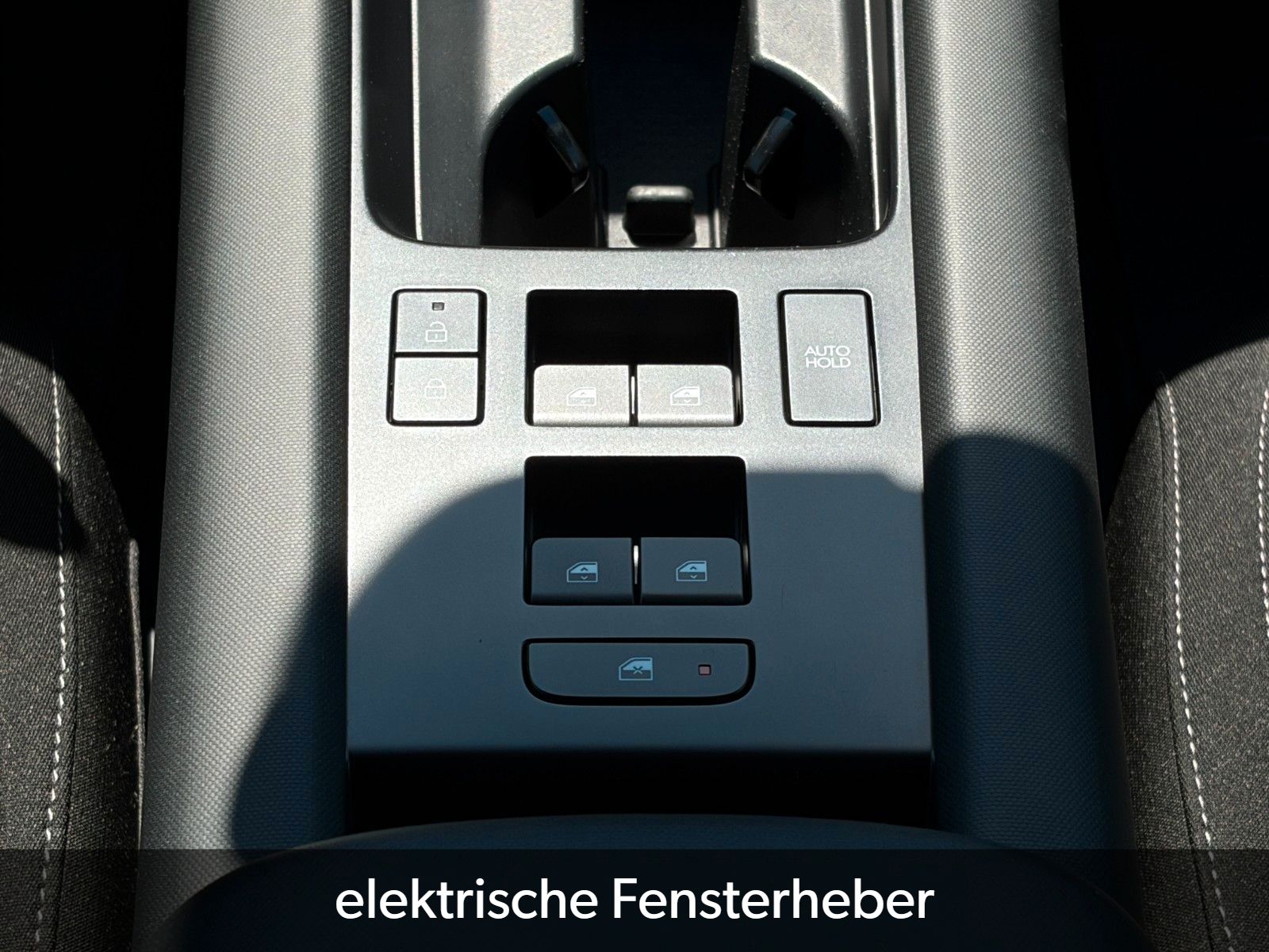 Fahrzeugabbildung Hyundai IONIQ 6 Elektro 53 kWh ACC CAM KZG LHZ CarPlay
