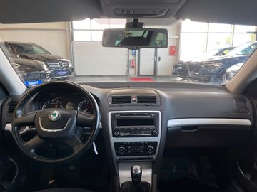Skoda Octavia Combi Impuls Edition 1.4*SHZ*PDC*2.HAND*