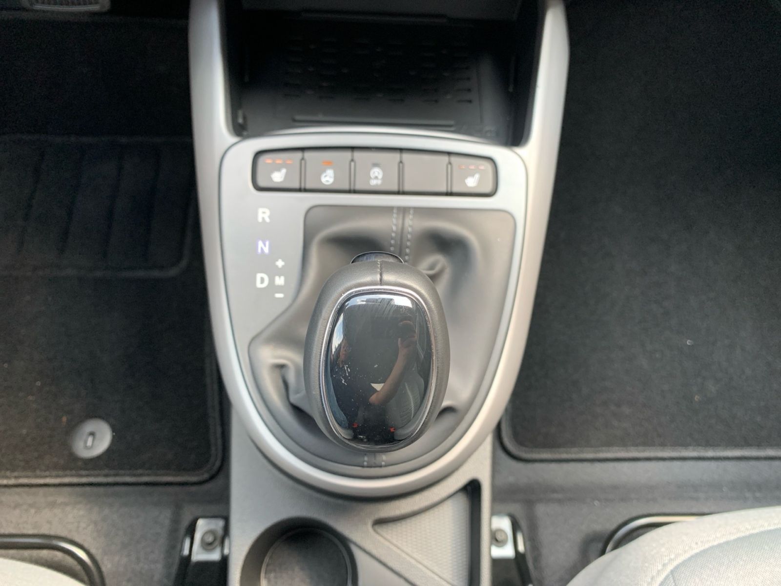 Fahrzeugabbildung Hyundai i10 1.2 Automatik Prime Navi Kamera