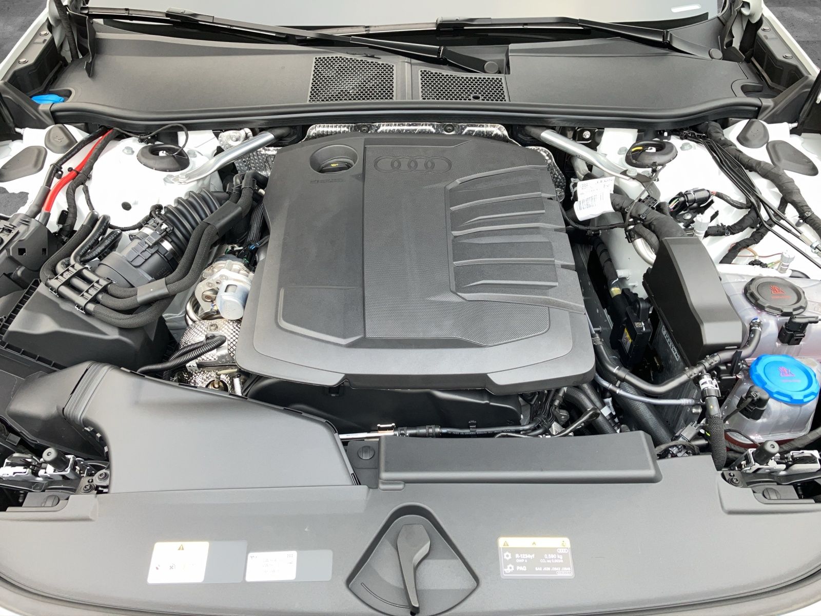 Fahrzeugabbildung Audi A5 Avant TDI Q TECH PRO, B & O MATRIX Tech Pro,