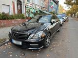 Mercedes-Benz W212 E63 AMG 2013 M157 - Mercedes-Benz: W 201