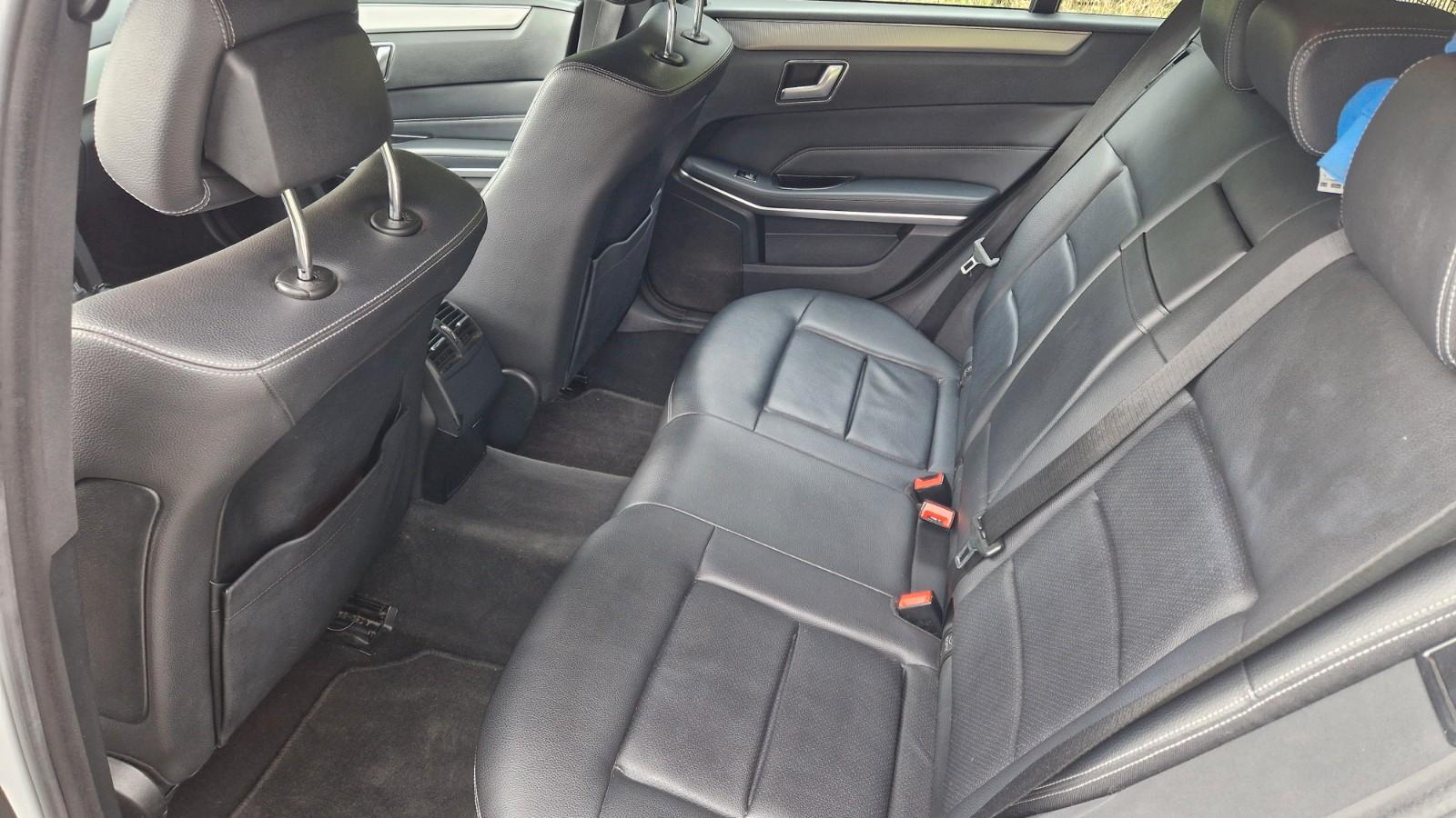 Mercedes-Benz E 220 CDI T-Modell TÜV neu