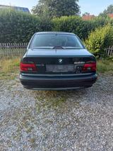 BMW 528i Automatik (E39) - BMW 528 aus 1999: 528i