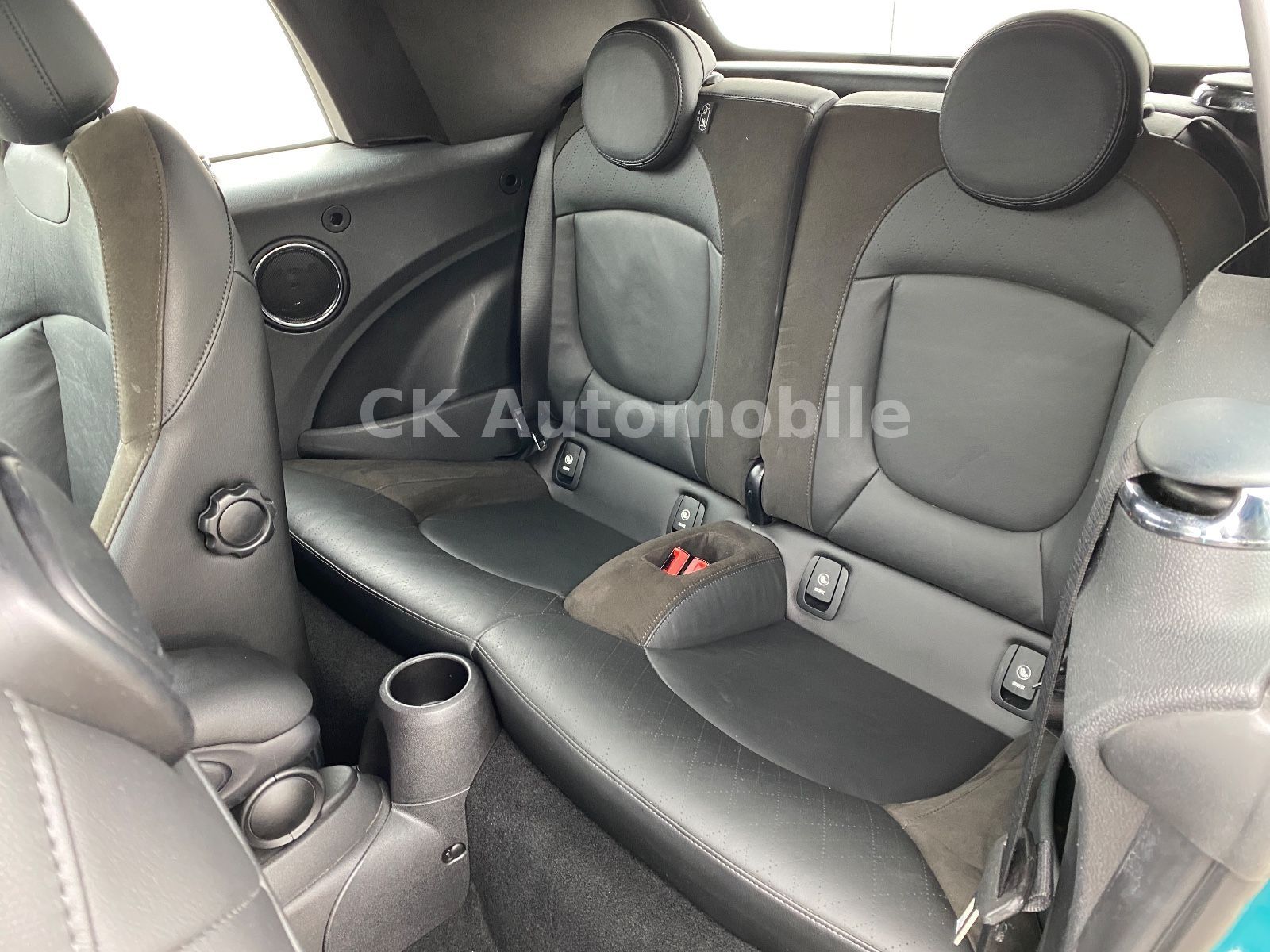 Fahrzeugabbildung MINI Cooper Cabrio  Chili/Leder/LED/PDC/Tempomat