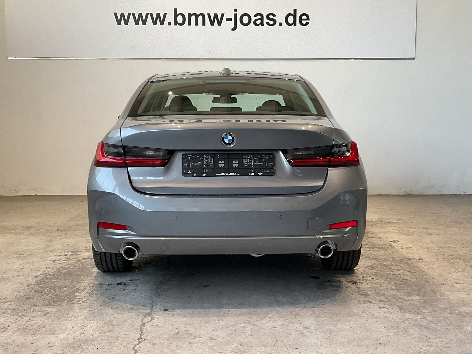 Fahrzeugabbildung BMW 318i DAB Komfortzg. AHK Shz