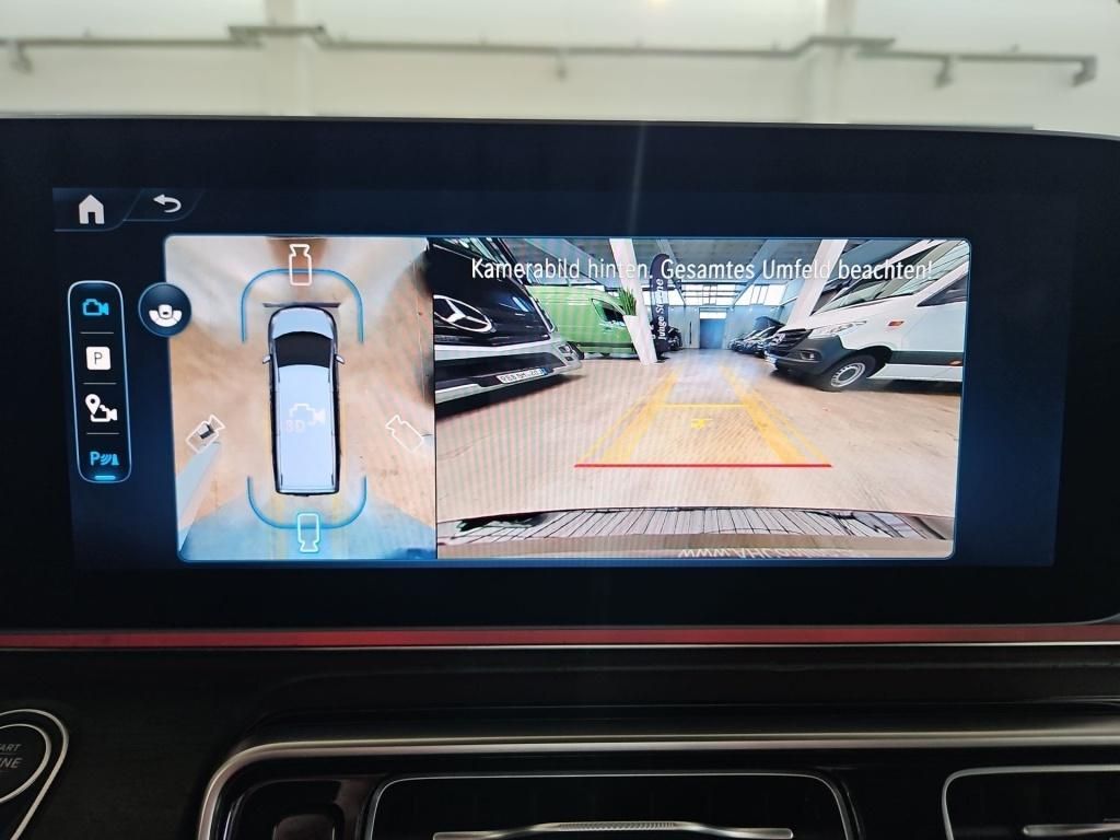 Fahrzeugabbildung Mercedes-Benz V 300 AVG extralang 8 Sitze STHZ AR ele.ST DISTR
